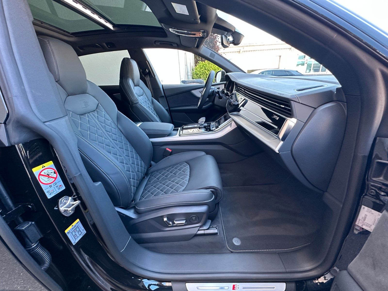 Audi Q8 50 TDI quattro - Samsaru's Car Outlet