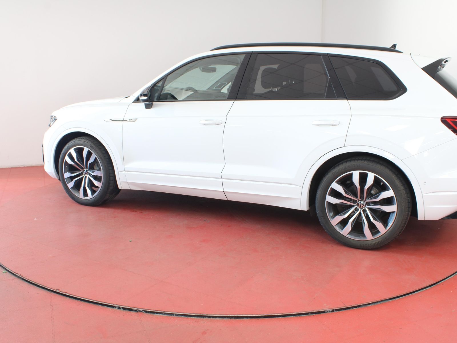 Volkswagen Touareg R-Line Black Style 3.0TDI 582,-ohne Anza