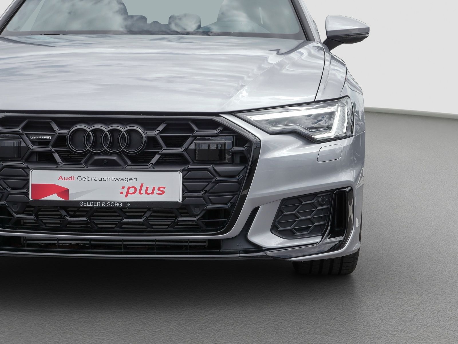 Audi A6 Avant 55 TFSIe qu. S line 63km/WLTP*HuD*360°