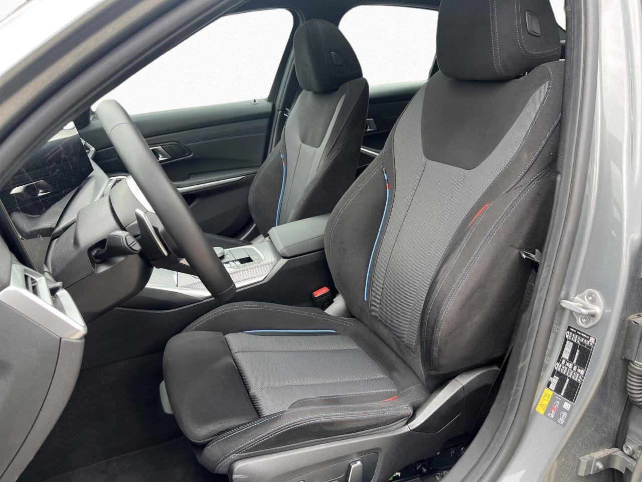 BMW 330e M Sport GSD,AHK,DAPro,H/K,LivePro,360,AdLED