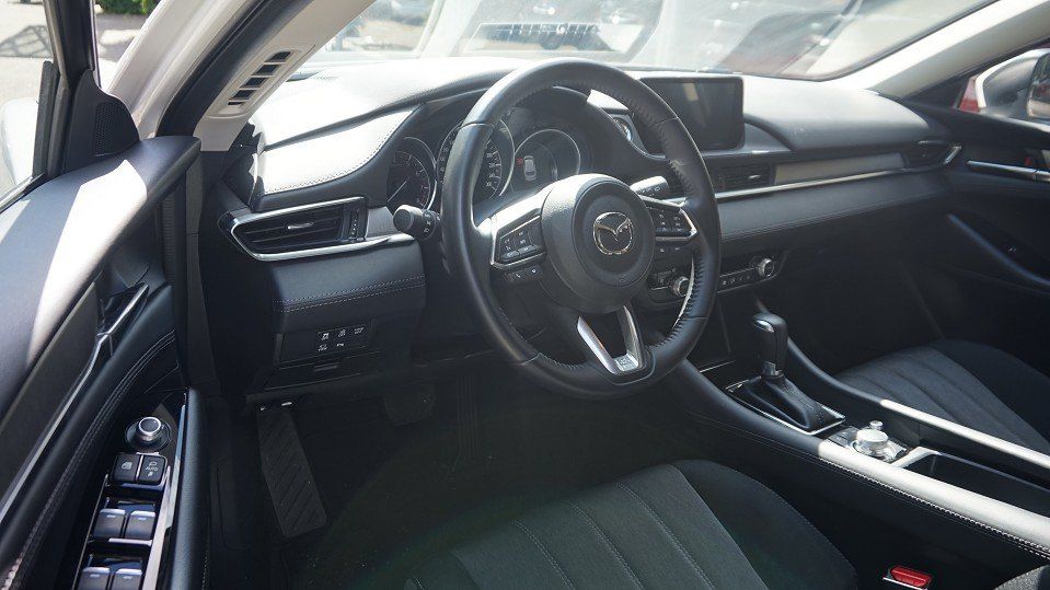 Mazda 6 2.0L SKYACTIV G 165 6AT FWD CENTER-LINE