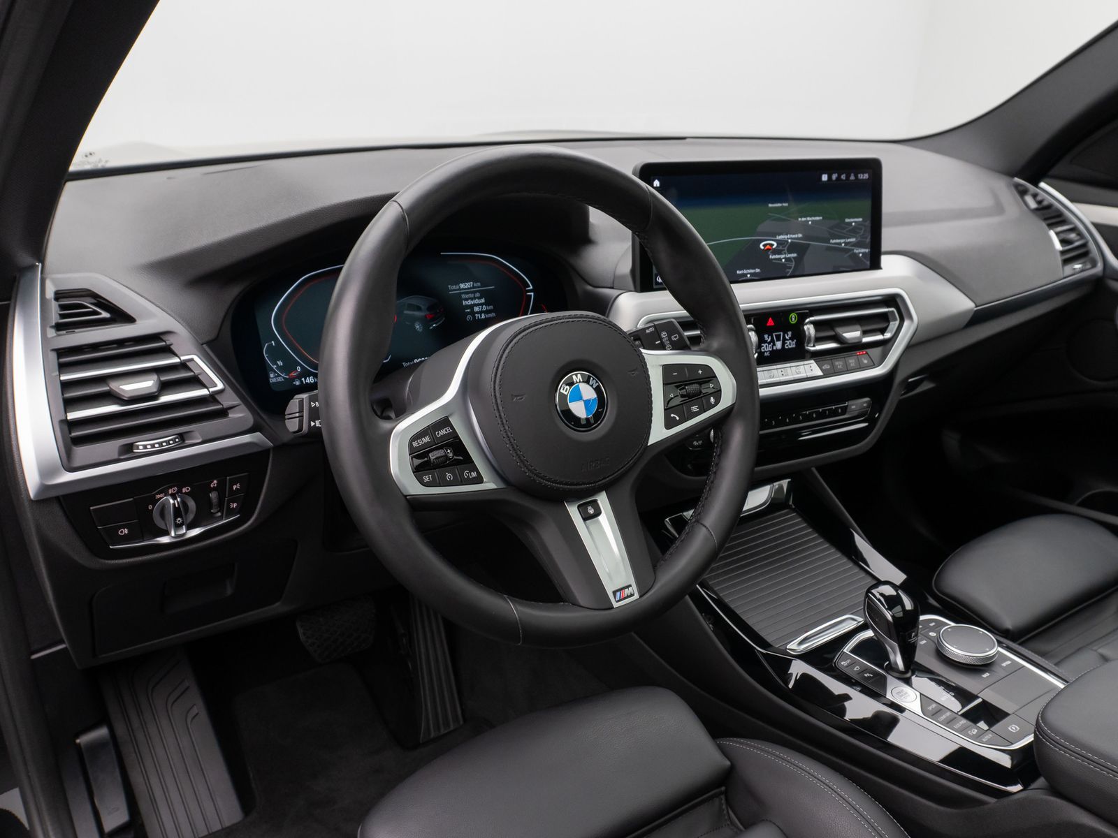 BMW X3 xD30d - Samsaru's Car Outlet