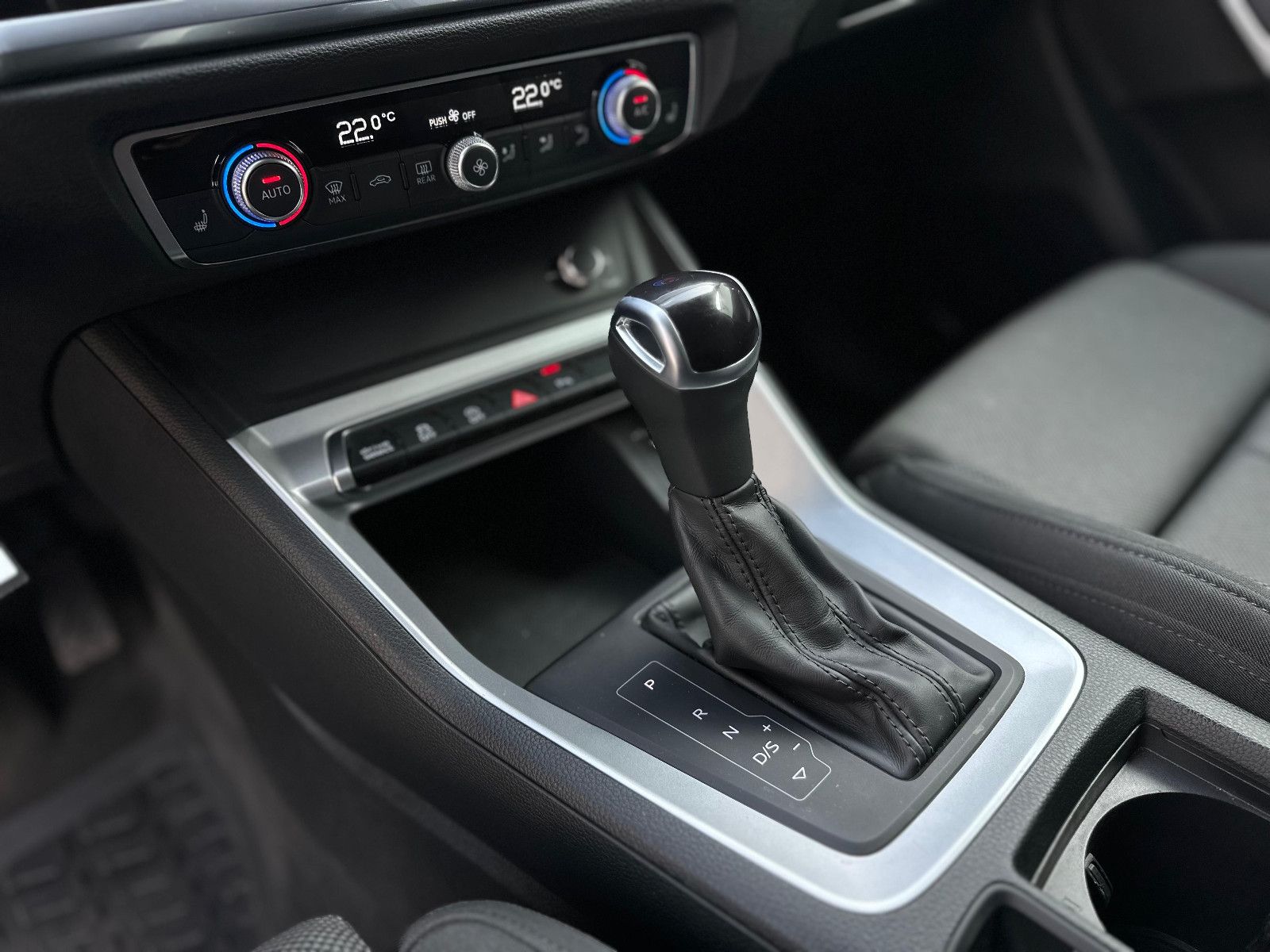 Audi Q3 SPORTBACK 40TDI QUATTRO - Samsaru's Car Outlet
