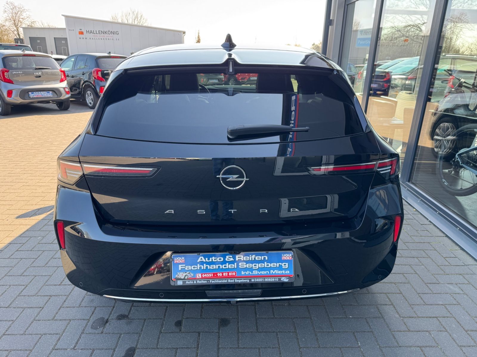 Opel Astra L Lim. 1.2 AUTOMATIK Elegance - Samsaru's Car Outlet