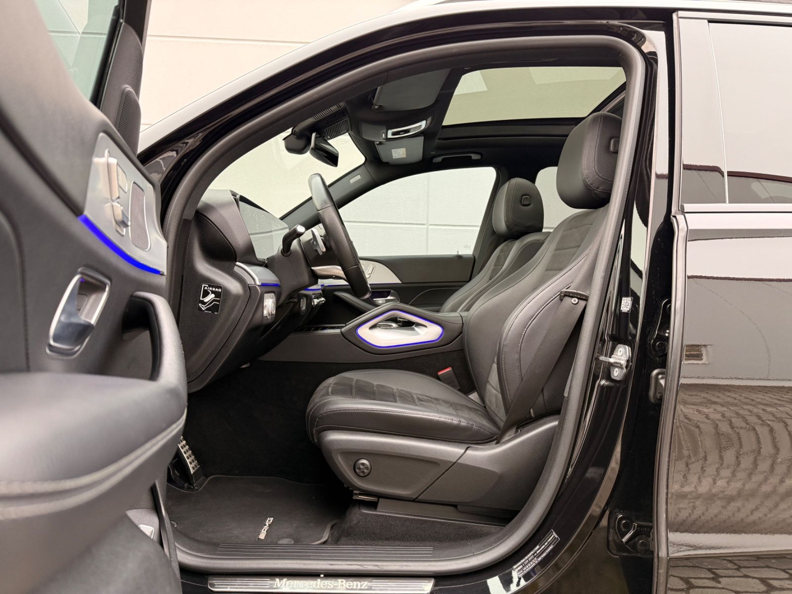 Mercedes-Benz GLE 350d/AMG LINE/JungeSterne09.26/AHK/Pano/360°