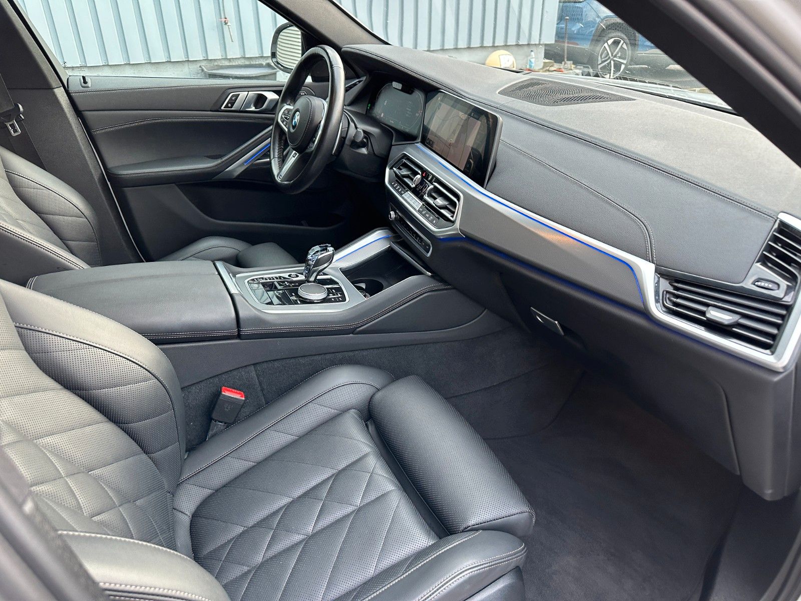 BMW X6 xDrive 40d M Sport - Samsaru's Car Outlet