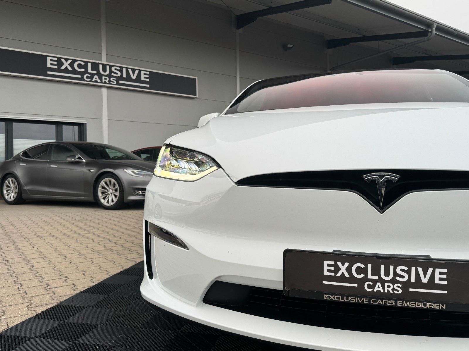 Tesla MODEL X PLAID | HARDWARE 4 | 6 SEATS |