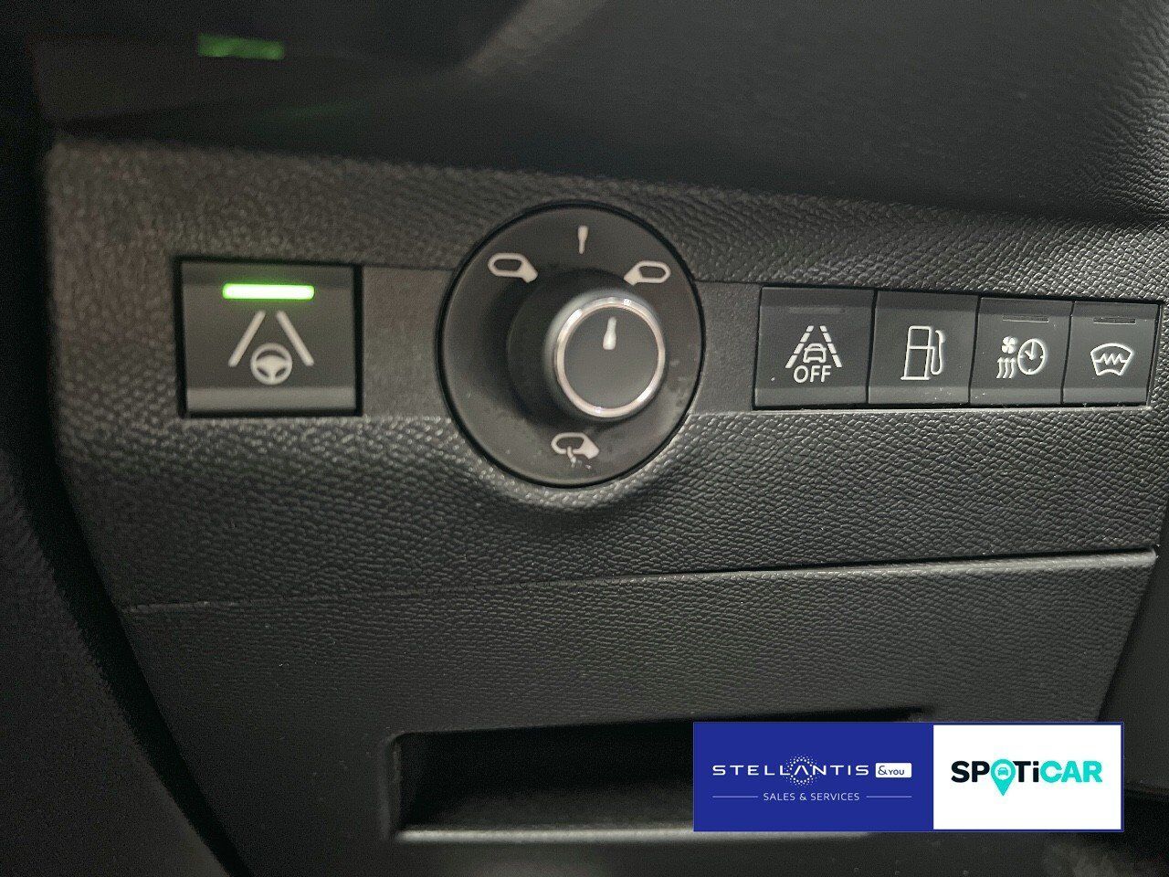 DS Automobiles DS 7 E-Tense 300 Hybrid Rivoli (EU6d) GJR