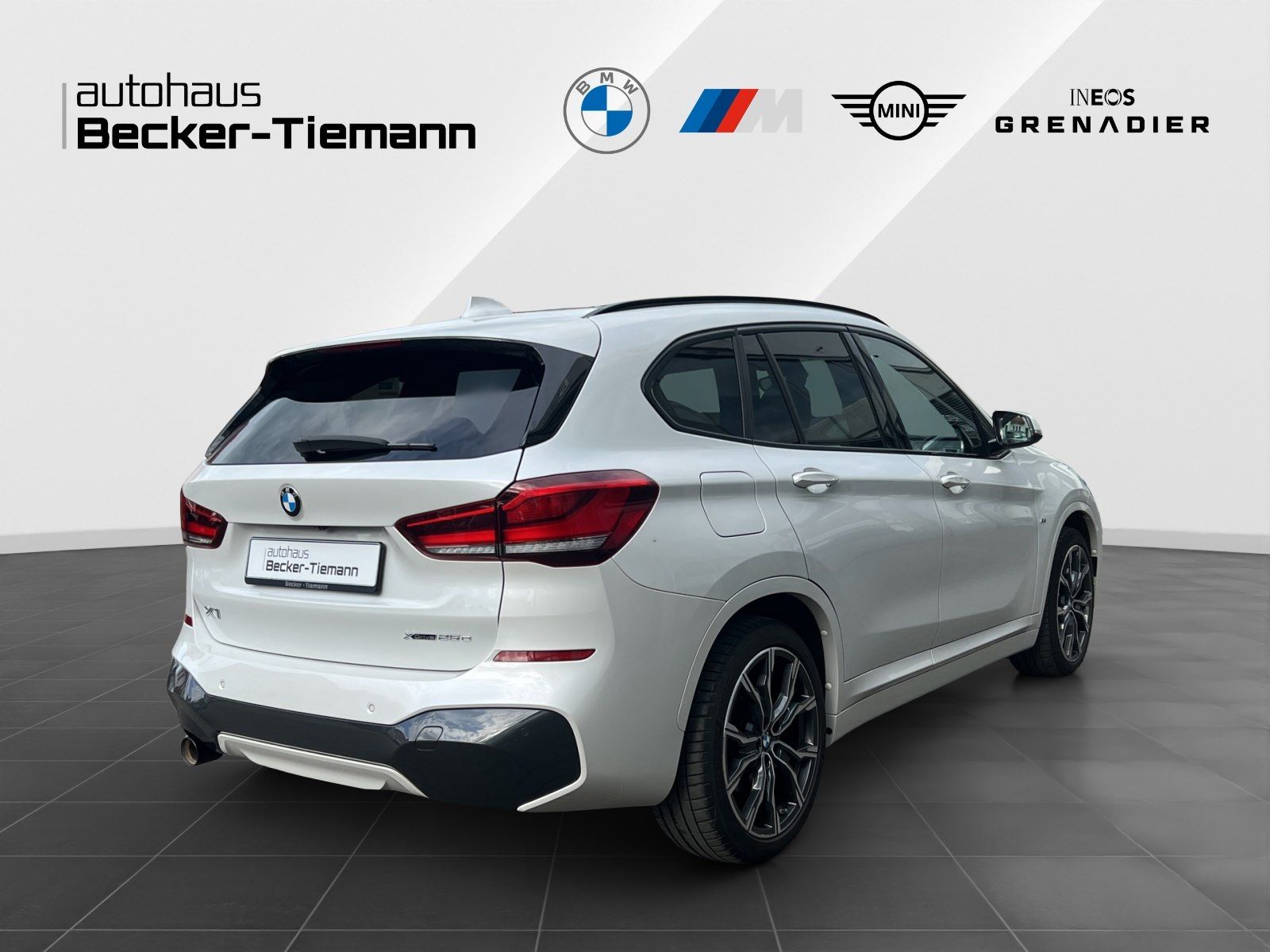 BMW X1 xDrive25e - Samsaru's Car Outlet