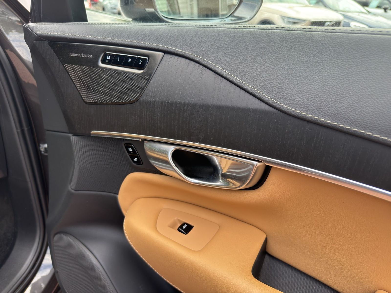 Volvo XC90 B5 Diesel AWD Ultimate Bright+Akustik+AHZV