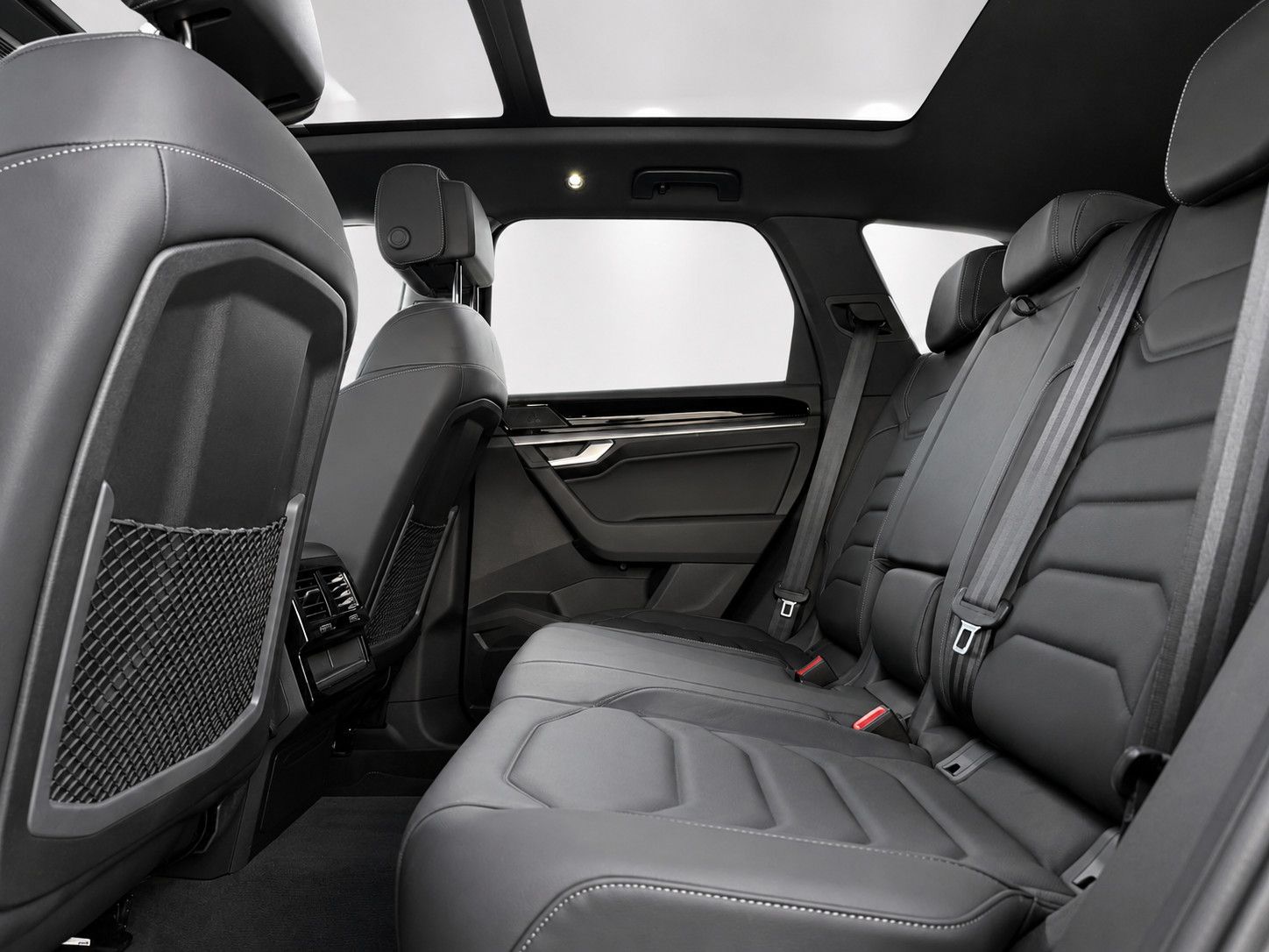 Volkswagen Touareg R LINE-4MOTION-KAME-PANO-MATRIX-VIRT-19'
