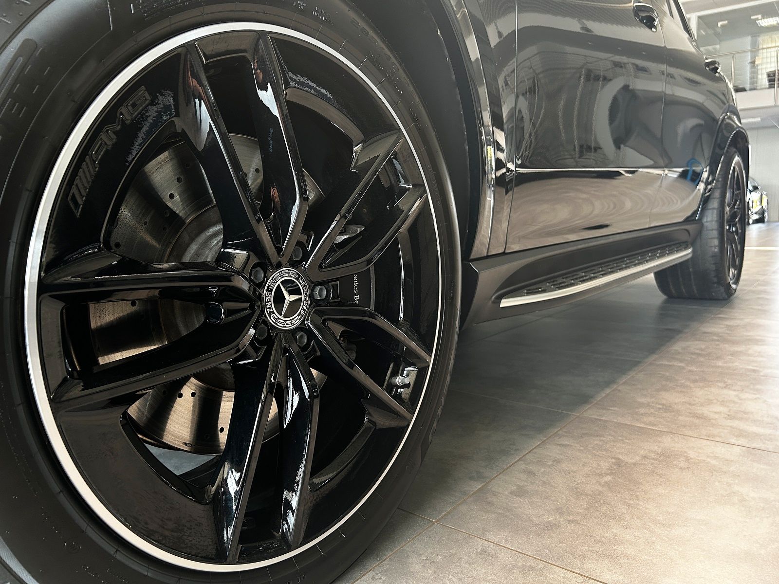 Mercedes-Benz GLE 580 4M AMG PREMIUM PLUS DISTRONIC-MEMORY-DAB