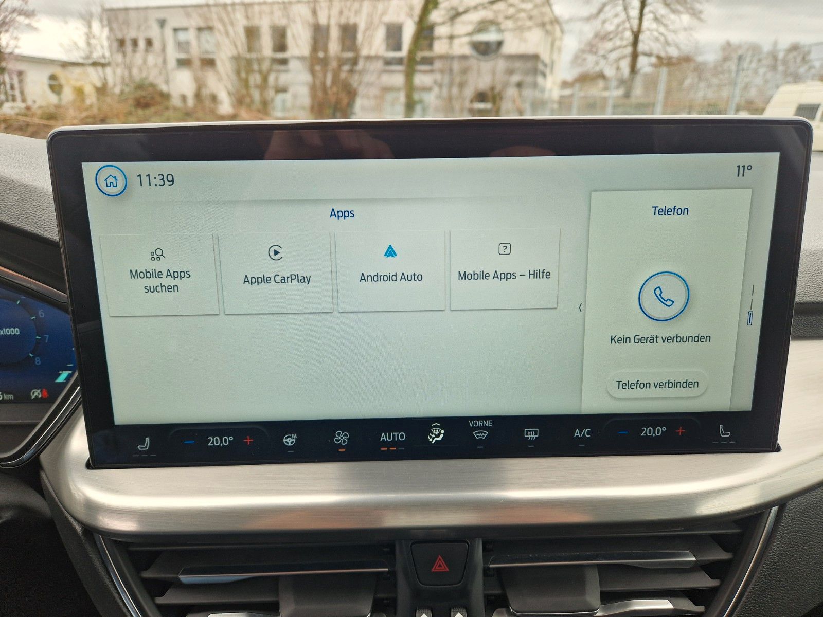 Ford Focus Tun.Titanium 1.Hd Aut. LED AHK NAVI Rf ACC