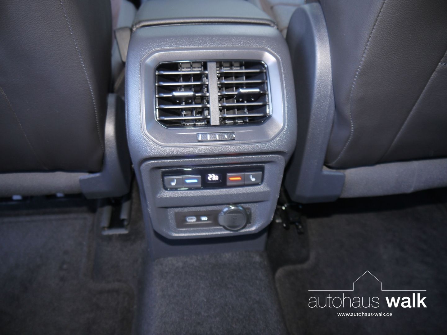Seat Tarraco 2.0 TDI DSG Xcellence NAVI/AHK/Sthz/RFK/