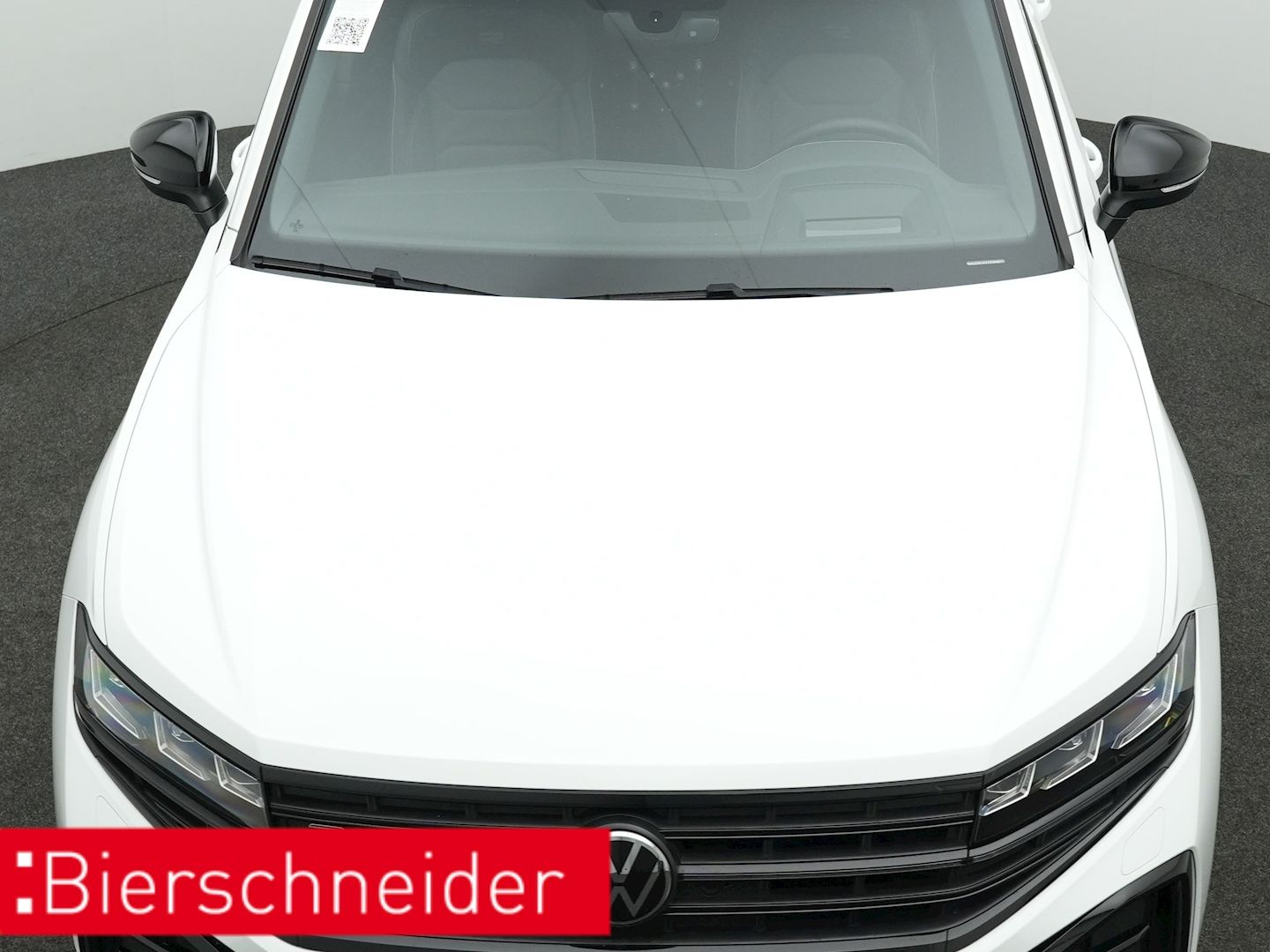 Volkswagen Touareg 3.0 TDI R-Line - Samsaru's Car Outlet