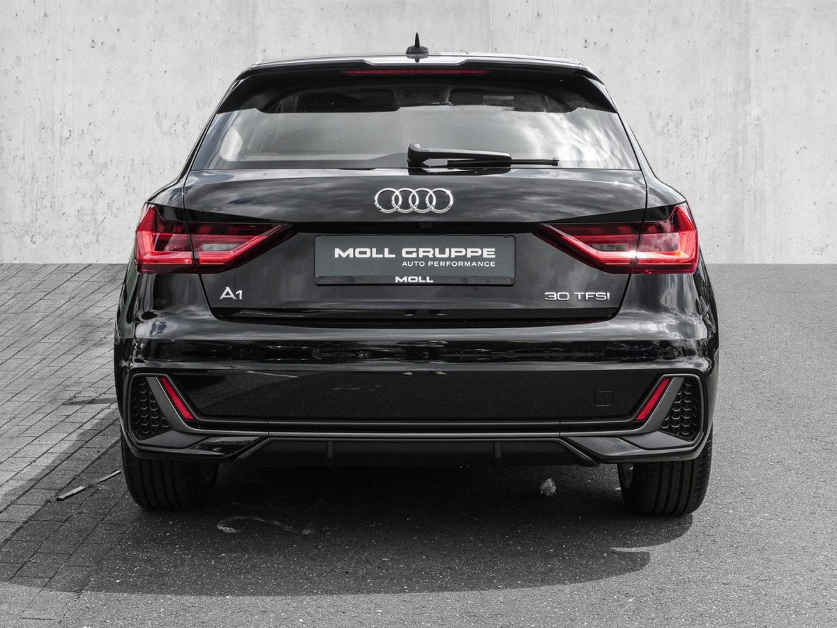Audi A1 Sportback 30 TFSI S tronic S line - Samsaru's Car Outlet