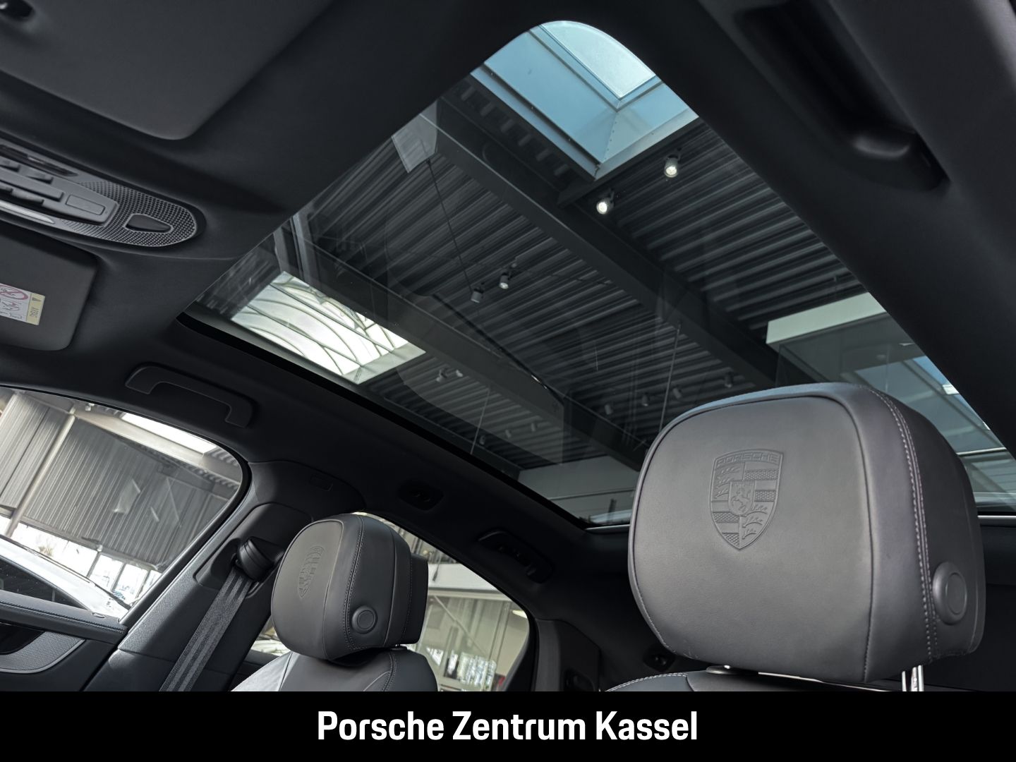 Porsche Cayenne E-Hybrid Coupe Matrix LED