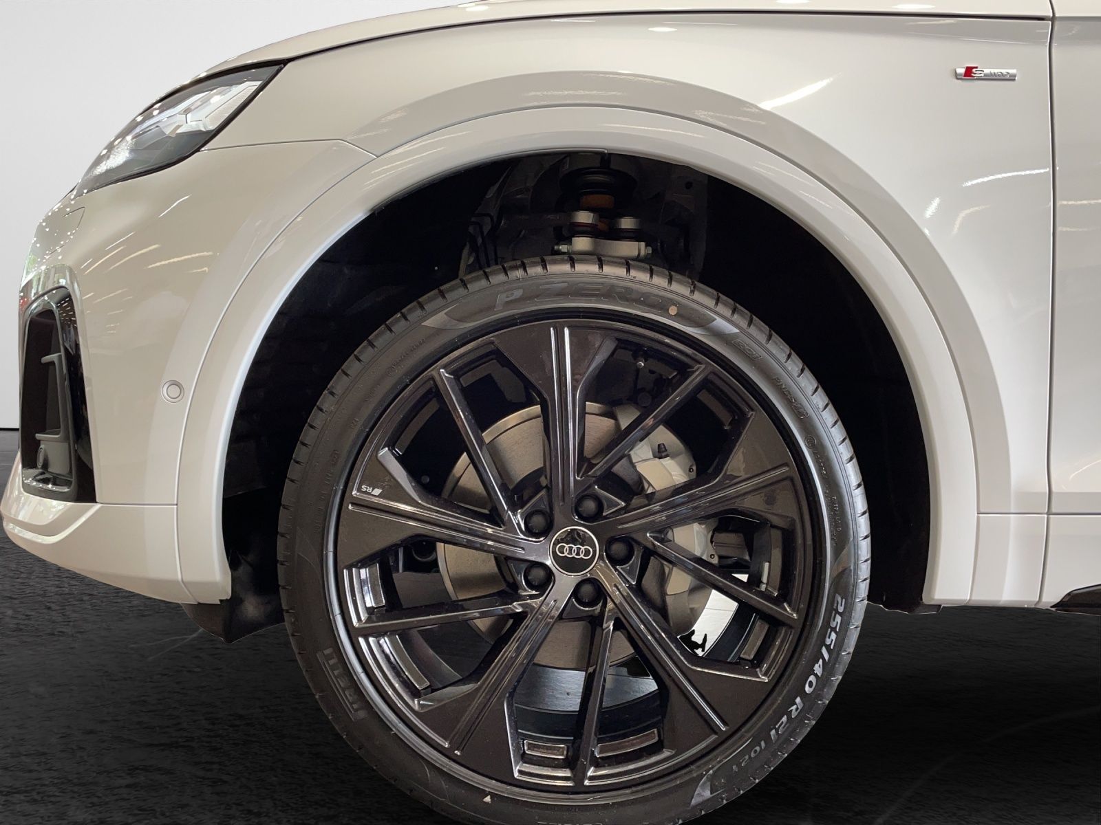 Audi Q5 40 TDI S tronic quattro S line  AHK Navi LED