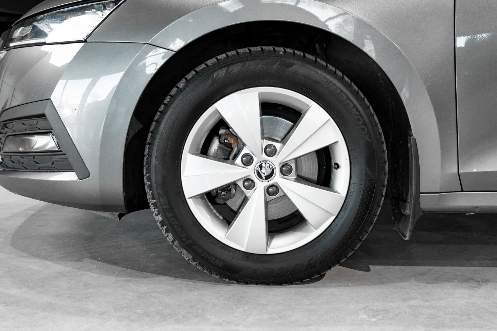 Skoda Octavia Combi 2.0 TDI - Samsaru's Car Outlet
