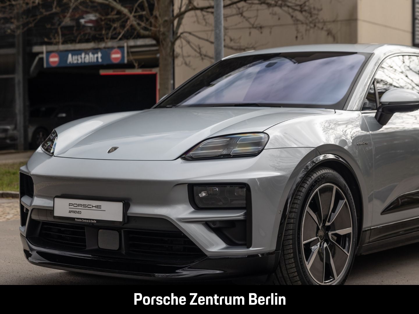 Porsche Macan Turbo HA-Lenkung Surround View 21-Zoll