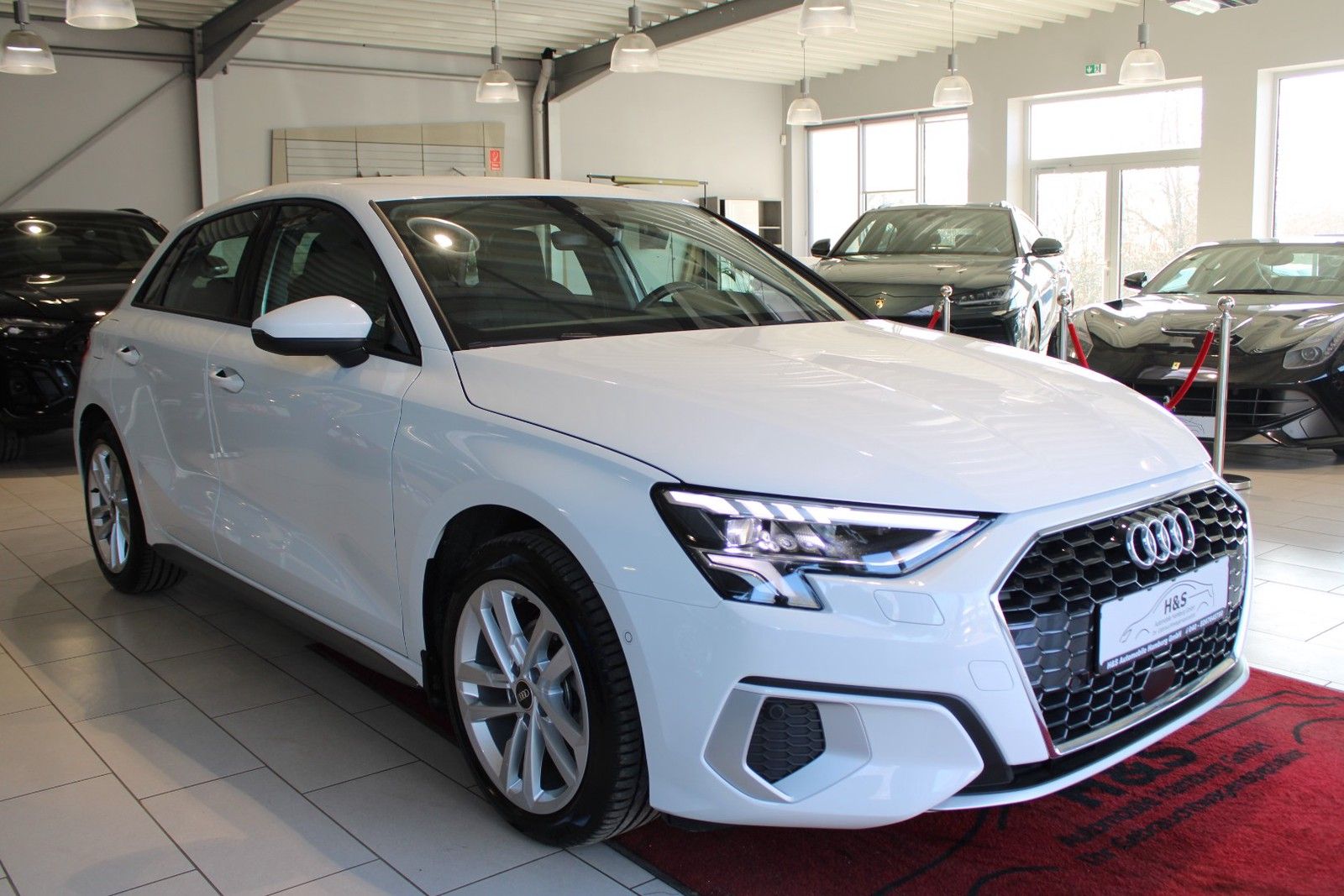 Audi A3 Sportback 35 TFSI Sport - Samsaru's Car Outlet