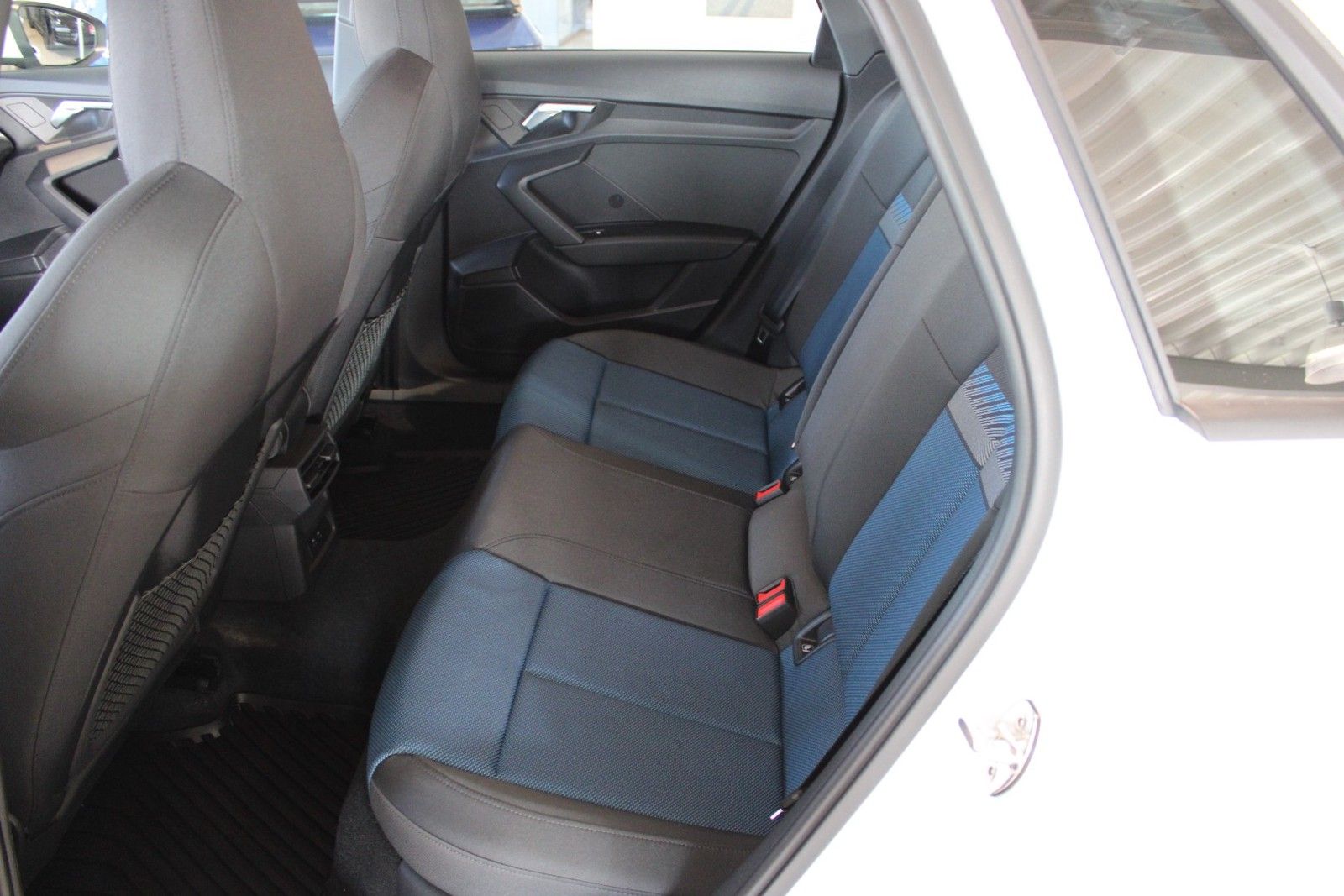 Audi A3 Sportback 35 TFSI Sport - Samsaru's Car Outlet
