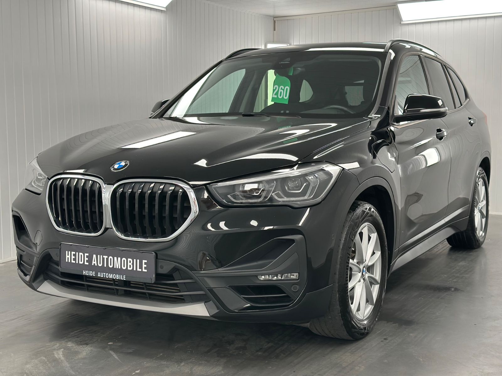 BMW X1 xDrive 25 e Hybrid - Samsaru's Car Outlet