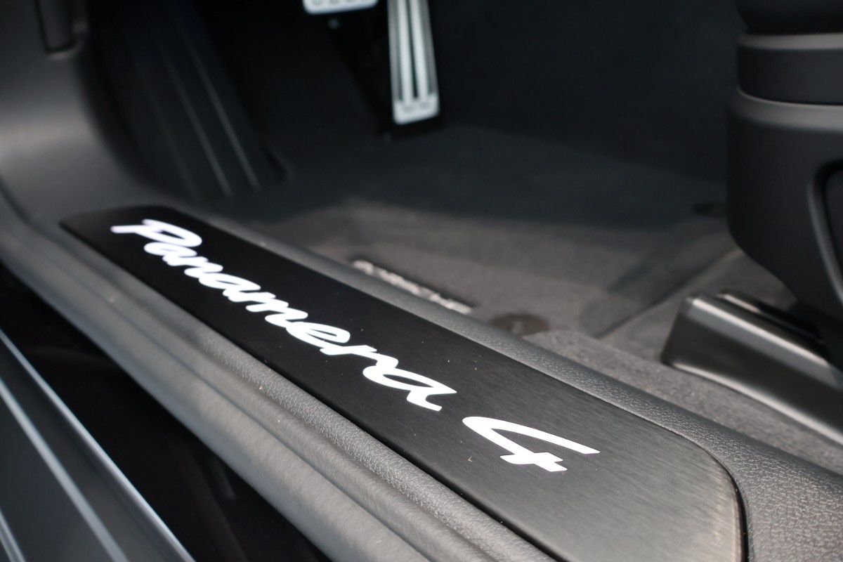 Porsche Panamera 4 E-Hybrid*Sp.Desig.*Sp.Abgas*ACC*Memo*