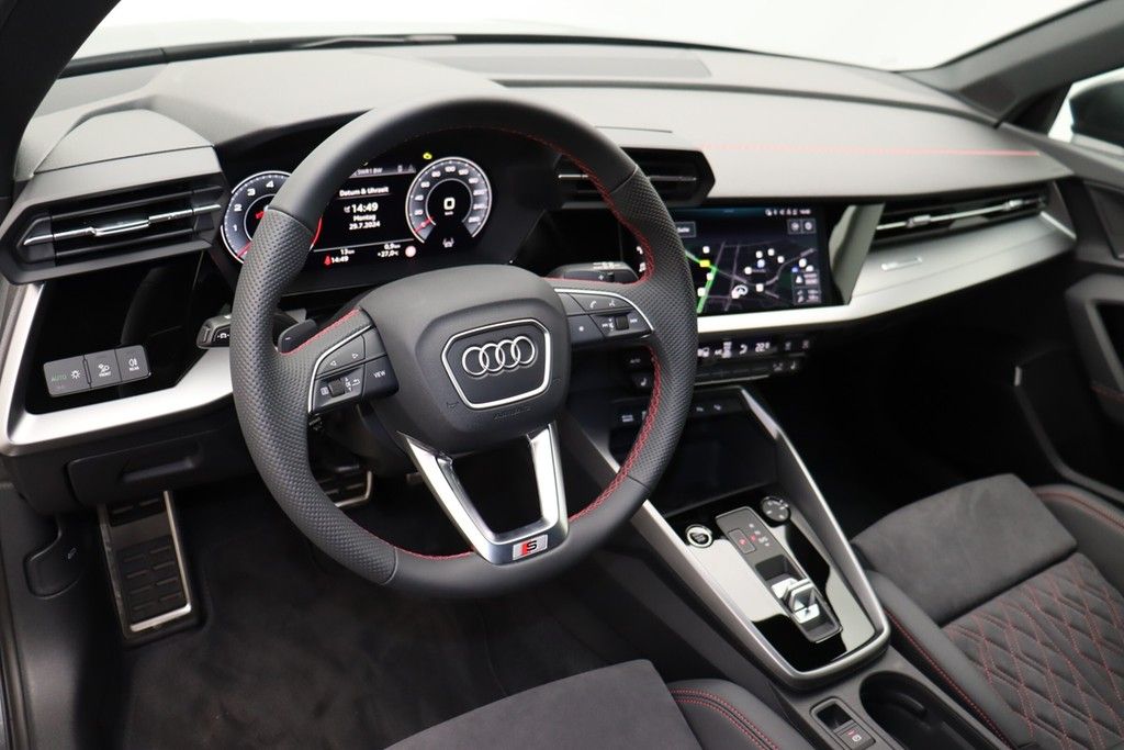 Audi A3 Sportback 35 TFSI S line - Samsaru's Car Outlet
