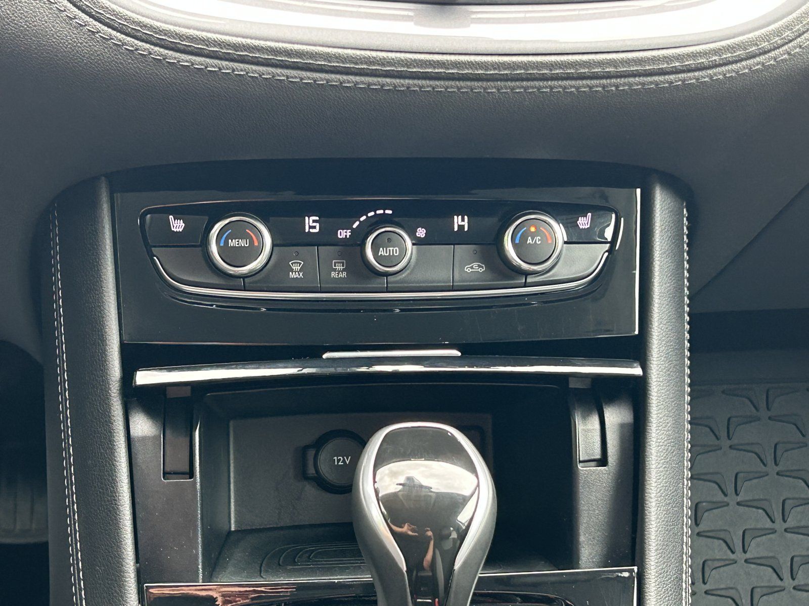 Opel Grandland X 1.5 D INNOVATION - Samsaru's Car Outlet