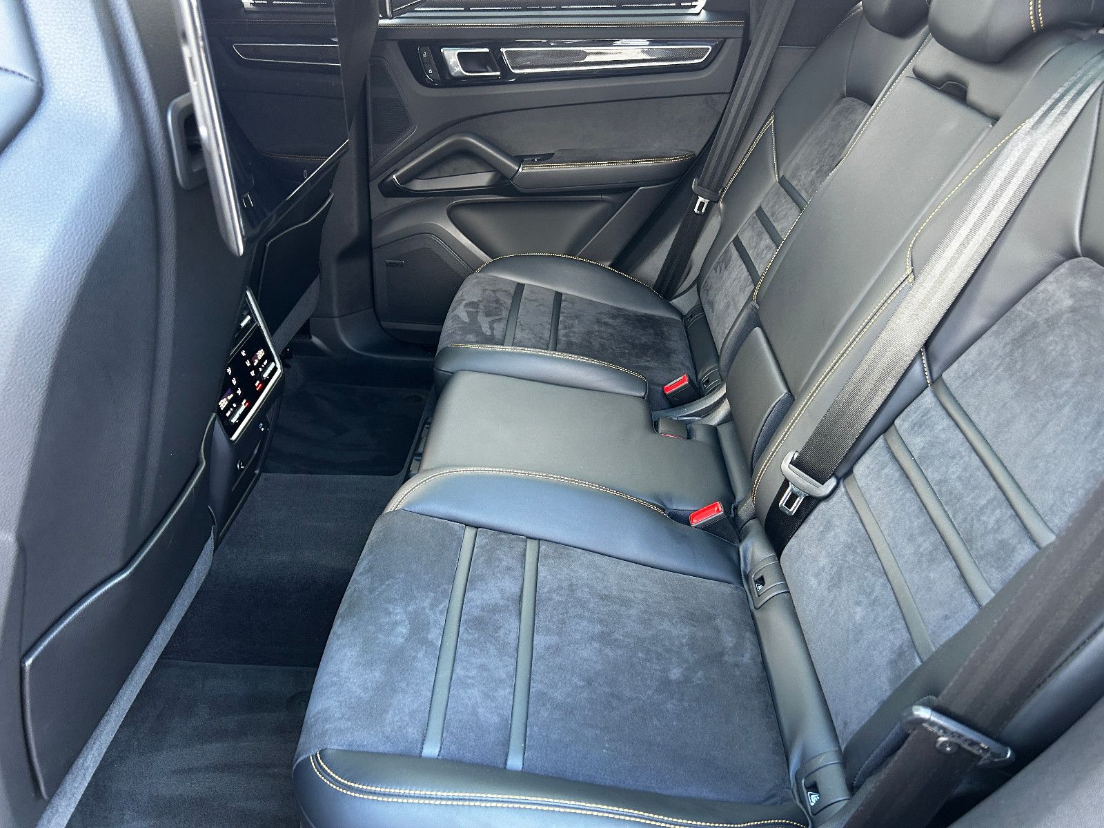 Porsche Cayenne GTS