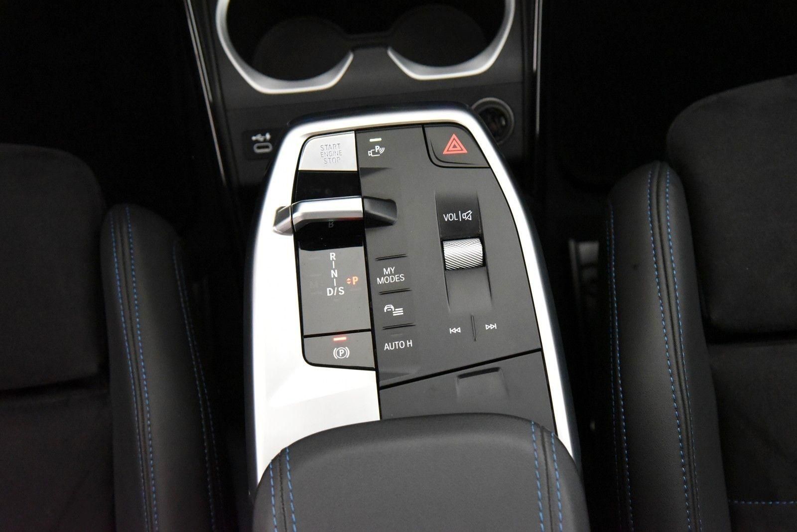 BMW X1 xDrive23d M Sportpaket - Samsaru's Car Outlet