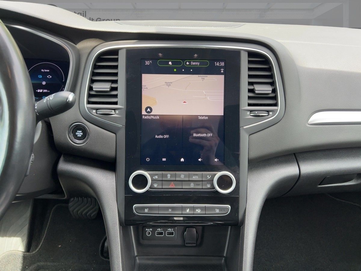 Renault Megane E-TECH INTENS PLUG-IN - Samsaru's Car Outlet