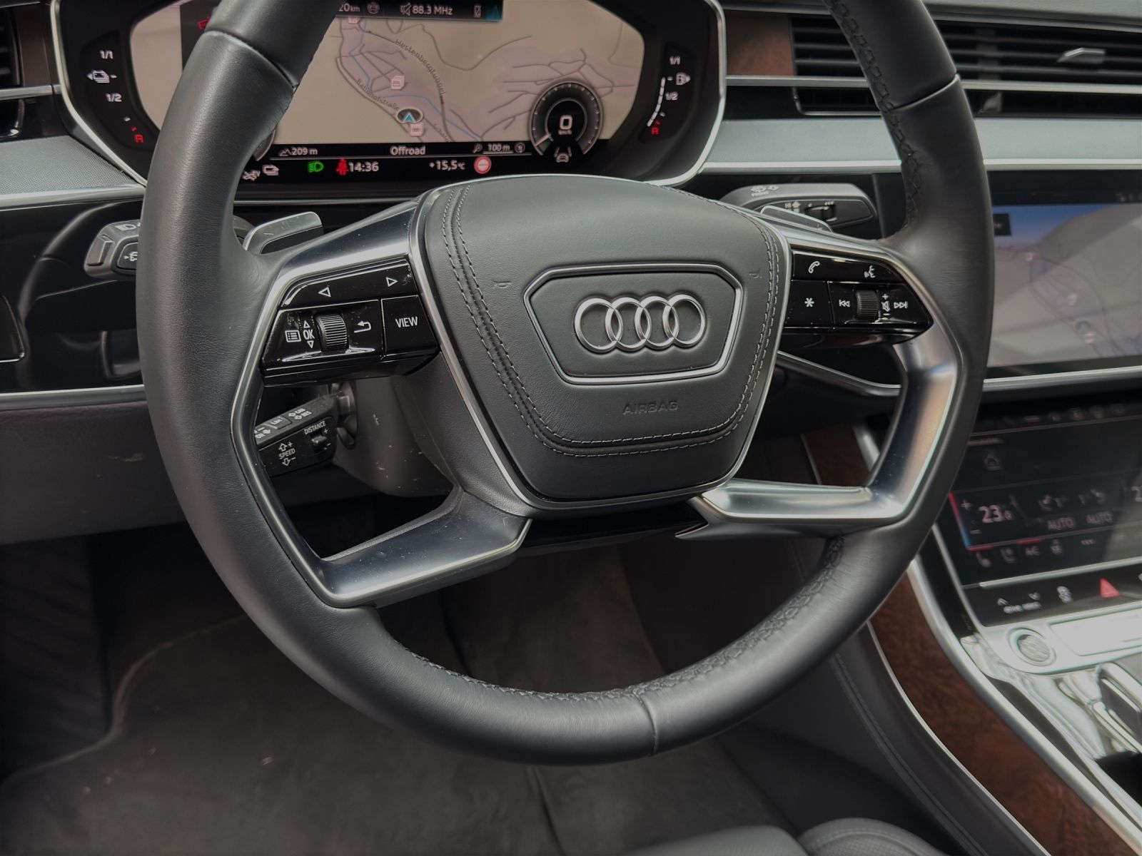 Audi A8 60 TFSIe Q - Samsaru's Car Outlet