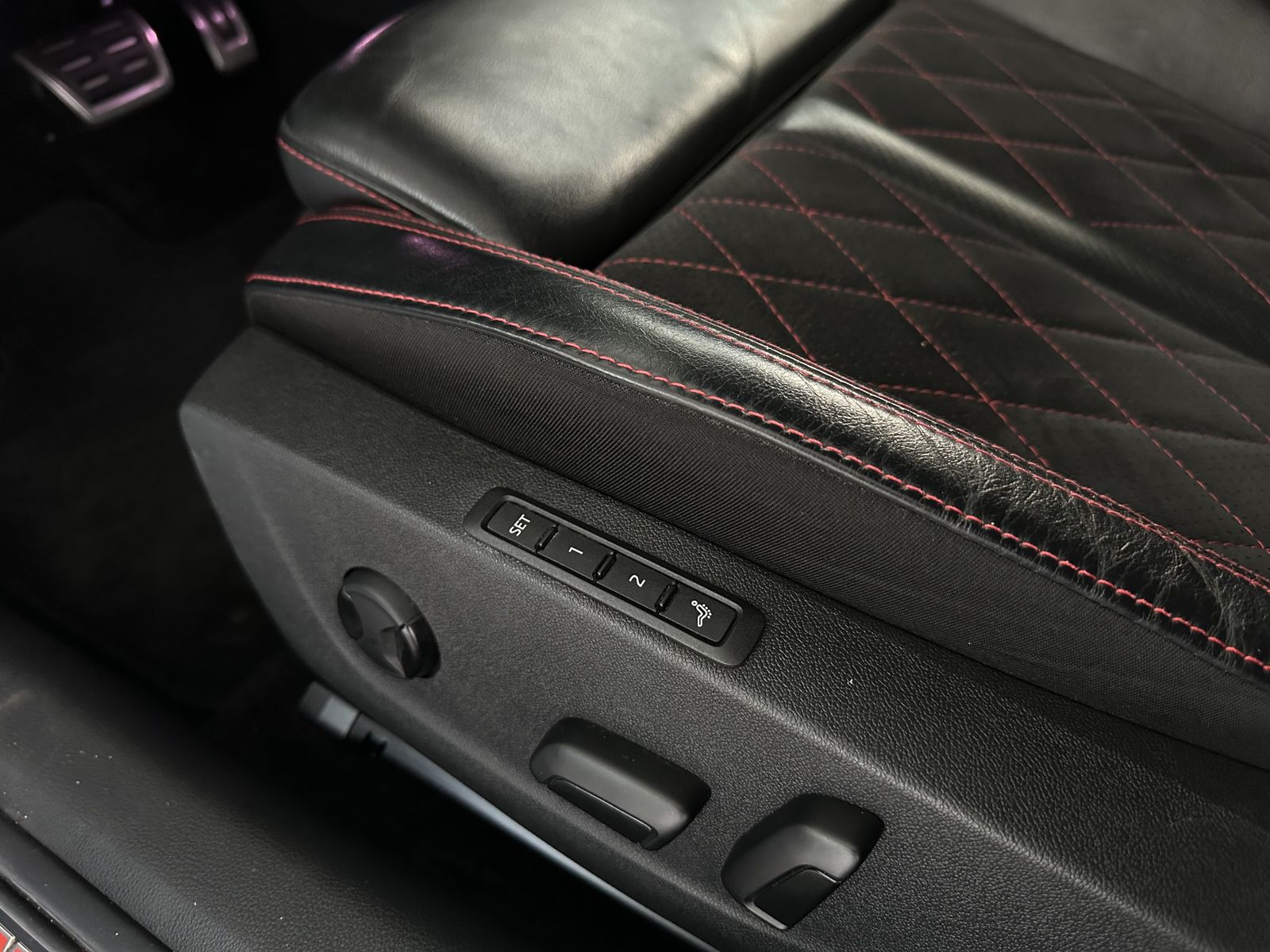 Skoda Octavia Combi RS - Samsaru's Car Outlet
