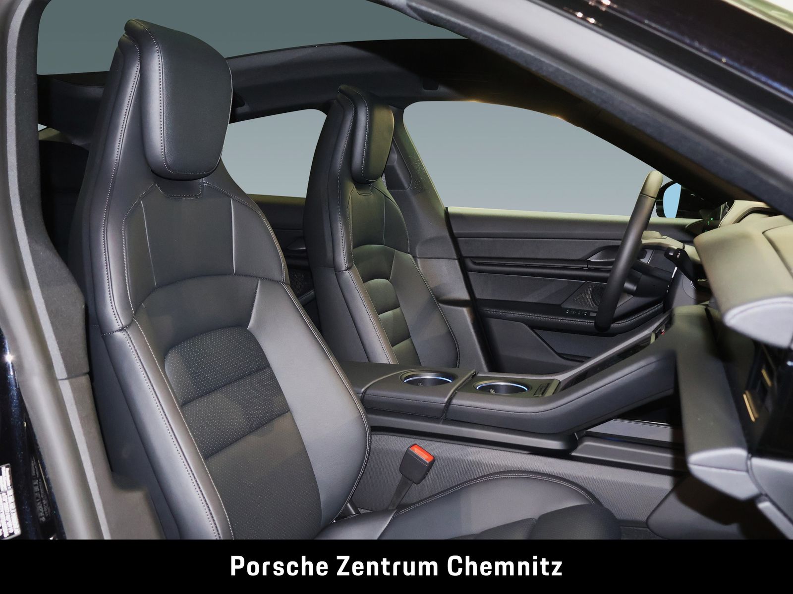 Porsche Taycan 4 Großer Akku!;4+1Sitze;Pano;BOSE
