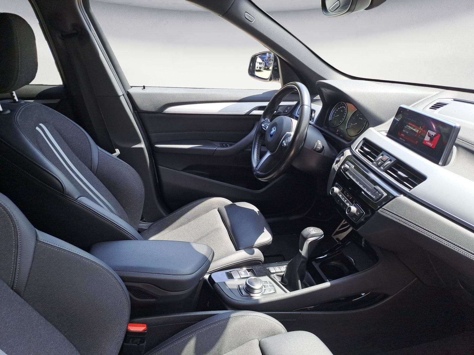 BMW X1 xDrive25e M Sport - Samsaru's Car Outlet