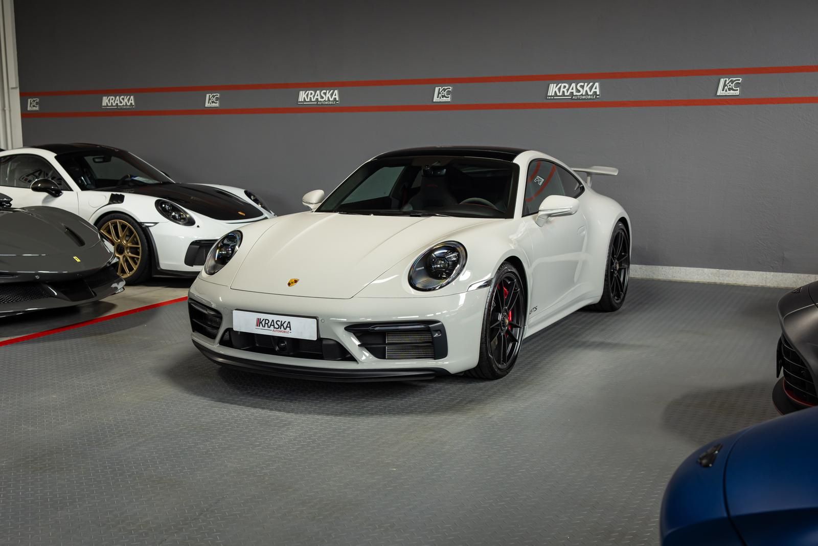 Porsche 911 Carrera 4 GTS Coupe PDLS+ BOSE PANO AERO-KIT