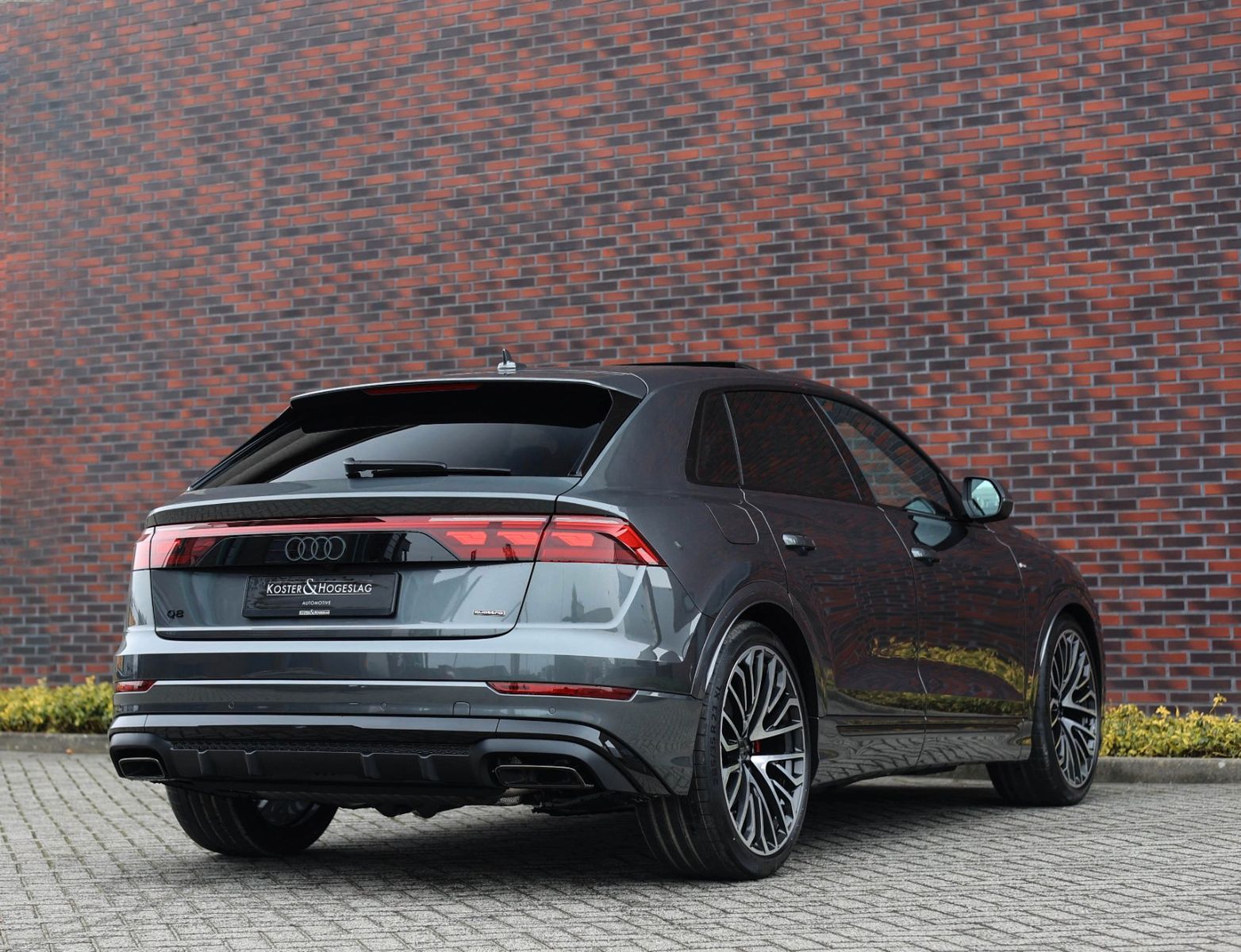 Audi Q8 60 TFSIe Quattro - Samsaru's Car Outlet