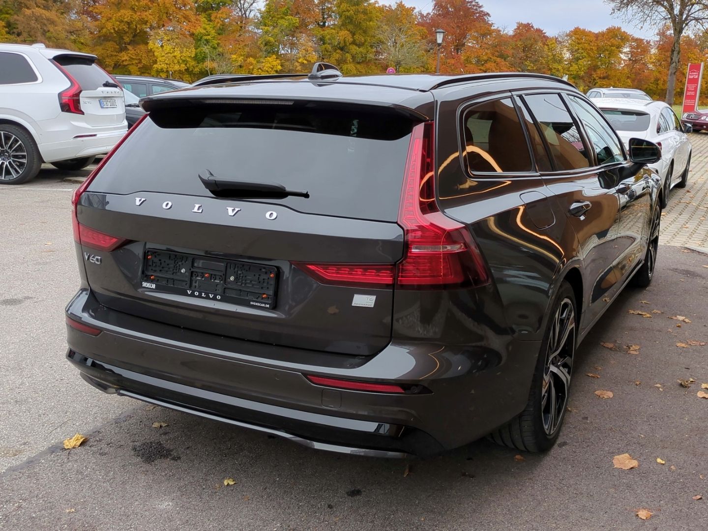 Volvo V60 Plus Dark Recharge Plug-In Hybrid AWD T6 Twi