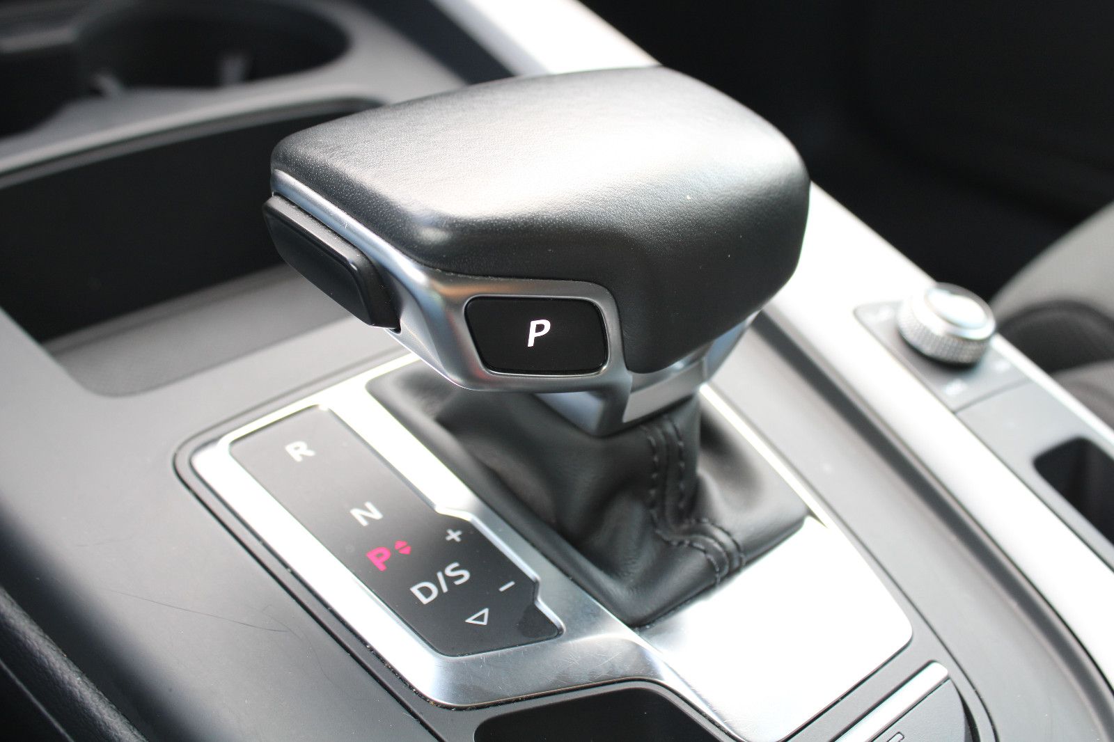 Audi A4 Avant 35 TDI S-Tronic - Samsaru's Car Outlet