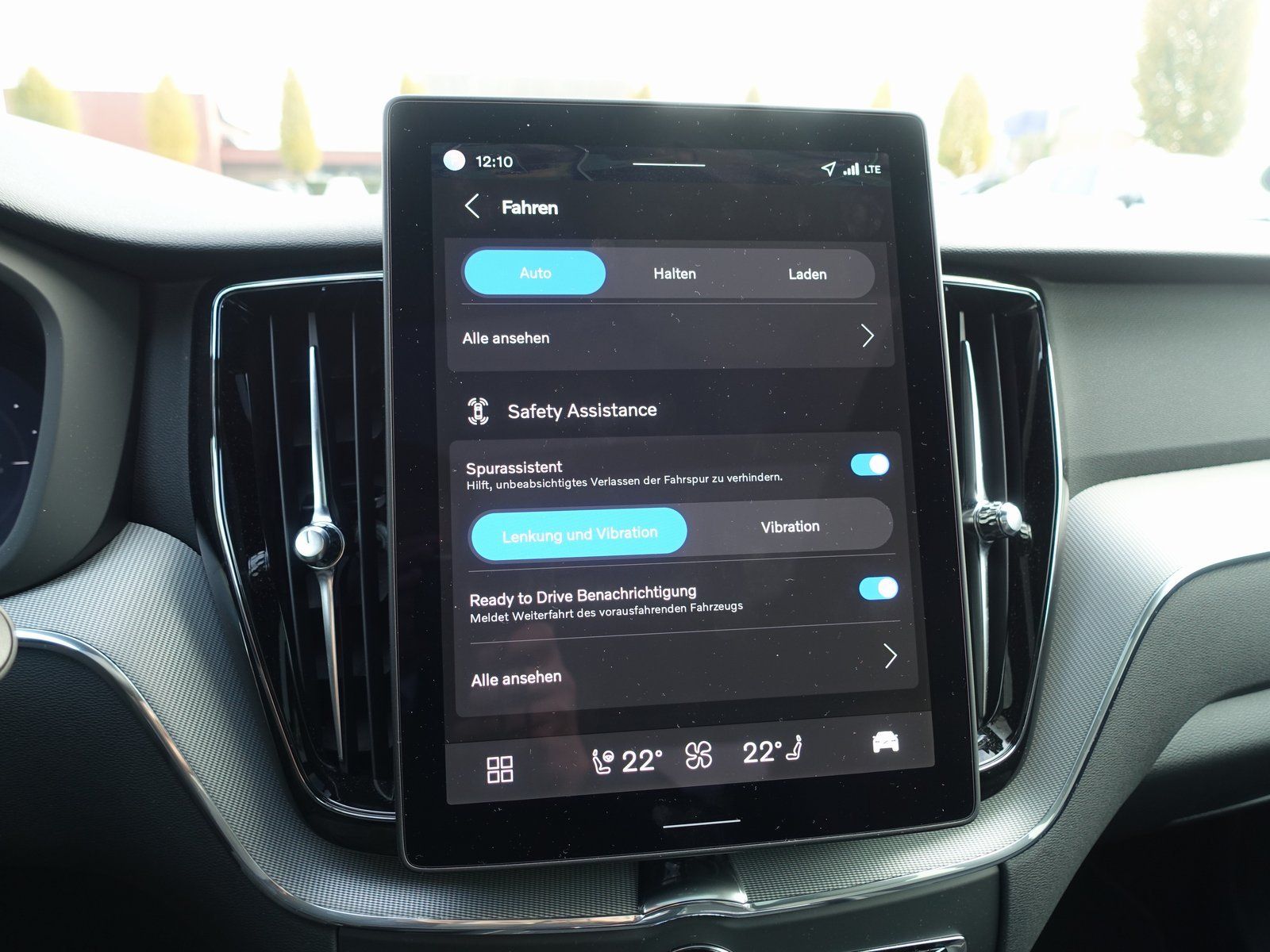 Volvo XC60 T6 Black Edition Plus Dark 360°/AHK/22"