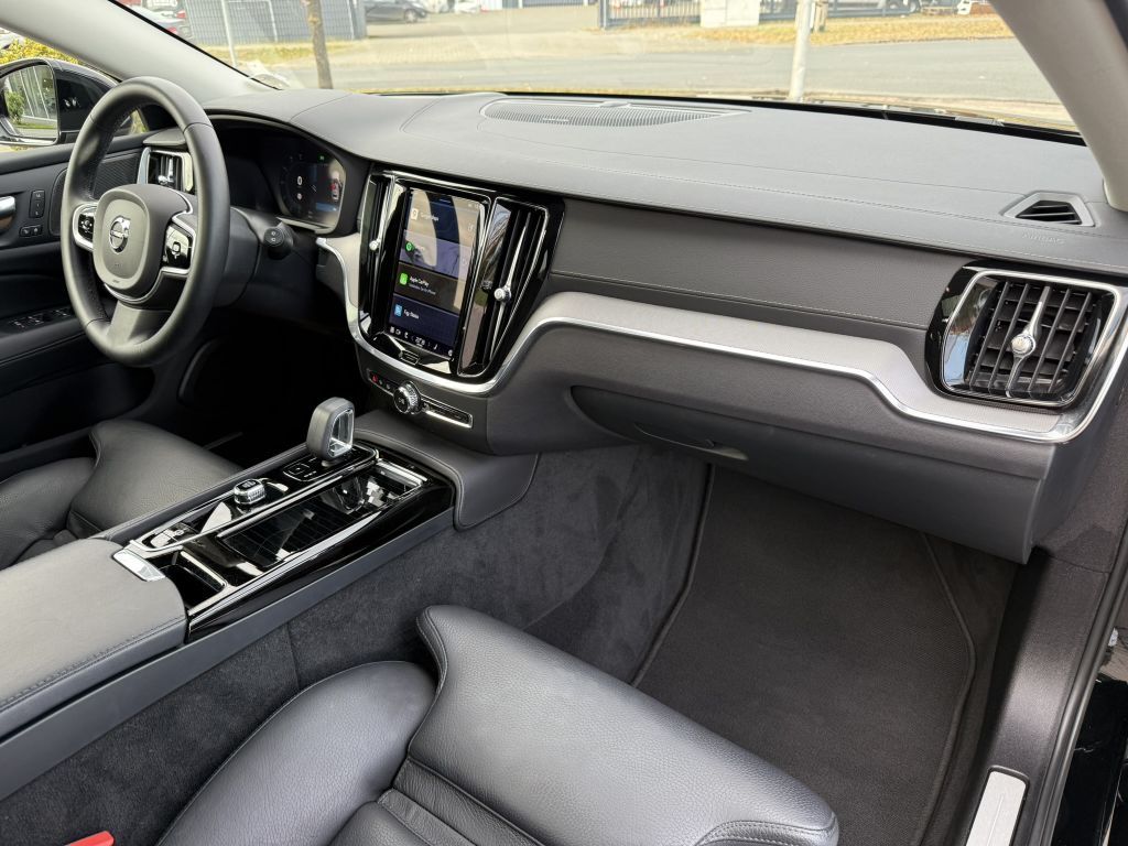 Volvo V60 T8 AWD Recharge Ultimate Bright