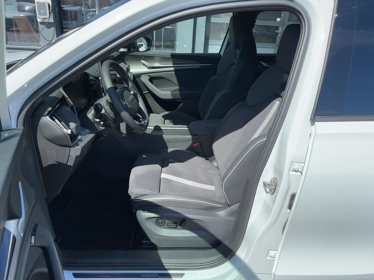 Skoda Kodiaq Sportline 1,5 TSI iV DSG *PANO AHZV NAVI*