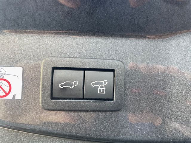 Toyota C-HR Hybrid FWD Team Deutschland