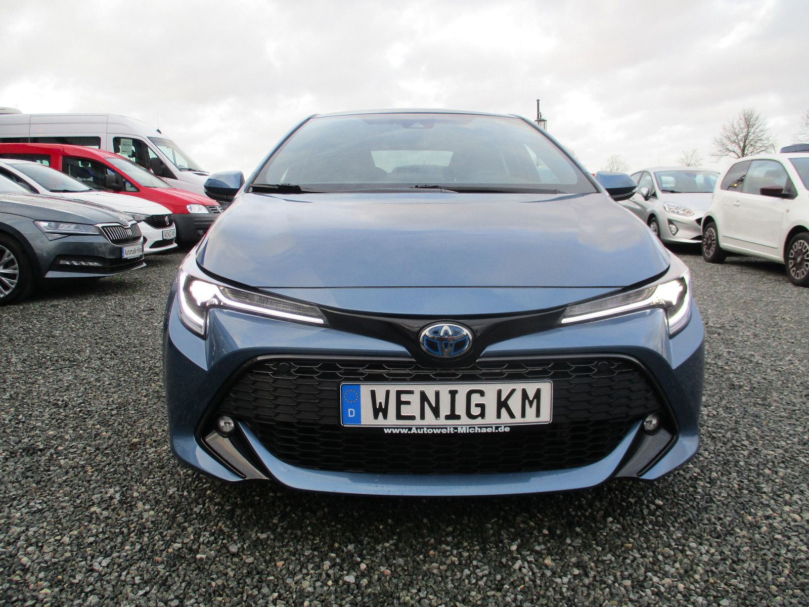 Toyota Corolla Hybrid 1.8 Club - Samsaru's Car Outlet