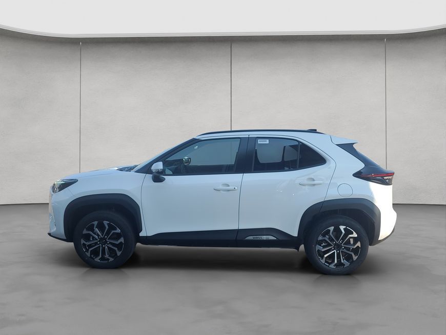 Toyota Yaris Cross Hybrid 1.5 VVT-i Team/Winter + Safet