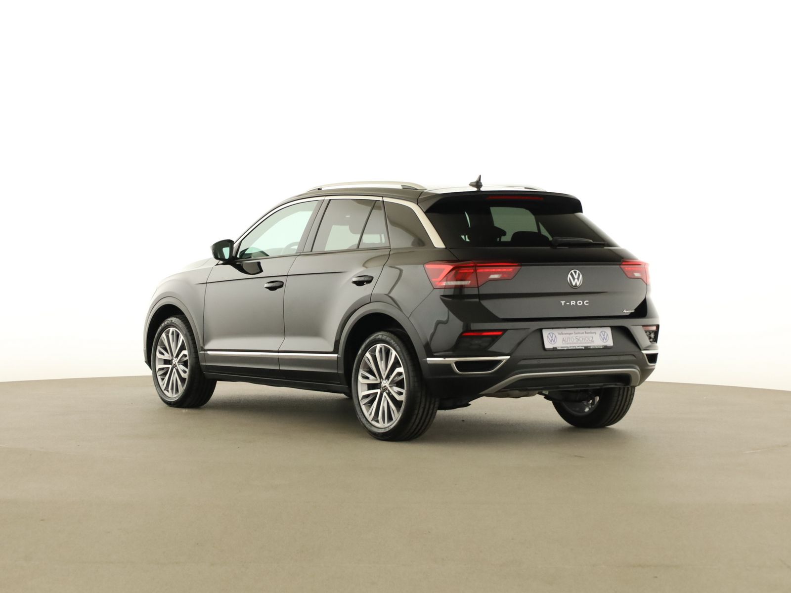 Volkswagen T-Roc 2.0 TDI Sport+4MOTION - Samsaru's Car Outlet