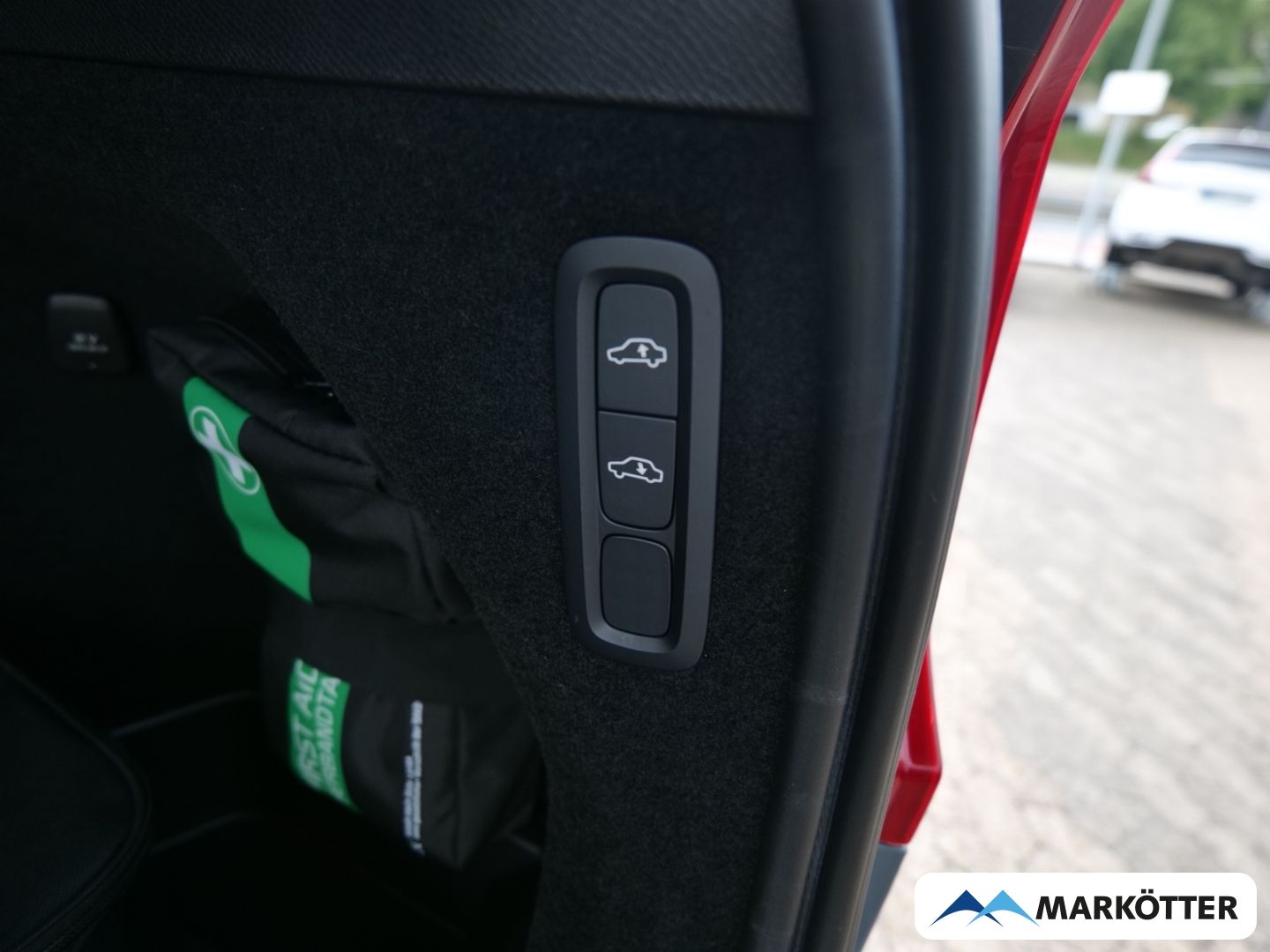 Volvo XC90 T8 AWD Recharge Plus Dark 7-Sitzer/Four-C