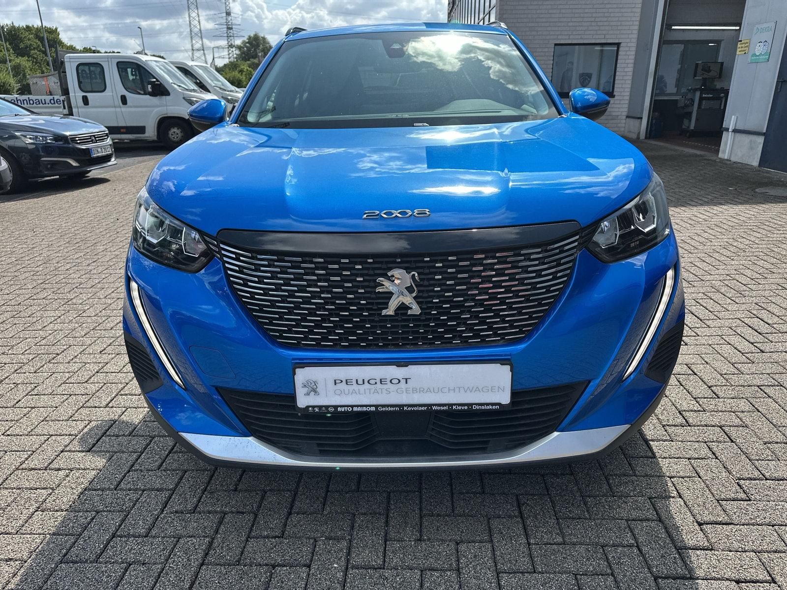 Peugeot 2008 - Samsaru's Car Outlet